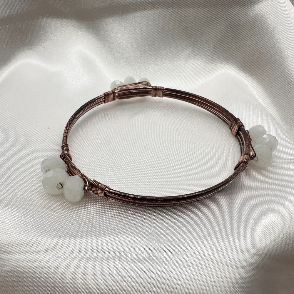 Vintage 80s Tribal Style Bangle Strand Wire Wrap White Beaded Bracelet Jewelry